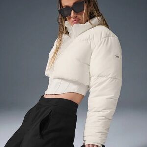 Alo Yoga Main Act Corset Puffer (S) NWT